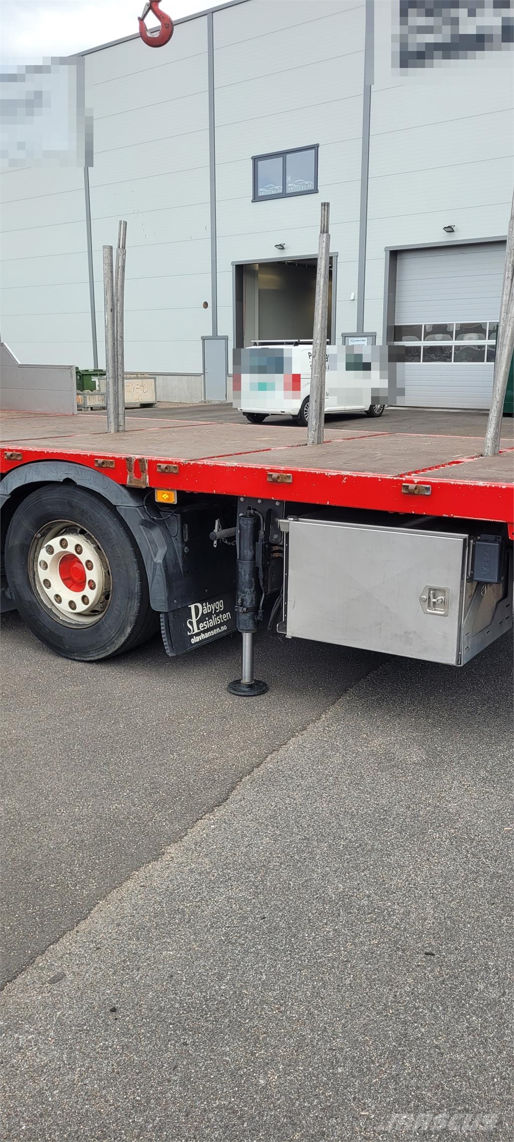 Volvo FM500 6x2 Crane Truck with 32 tm HMF Crane Vlakke laadvloer met kraan