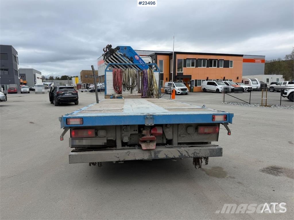 Volvo FM500 8x4 crane truck w/ 50t/m crane and jib. WATC Camiones grúa