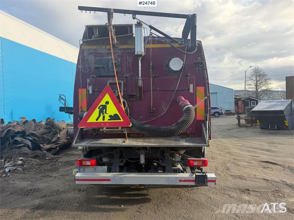 Volvo FM500 sweeper truck 6x2 with Beam S 12000 and a br Pometalni stroji