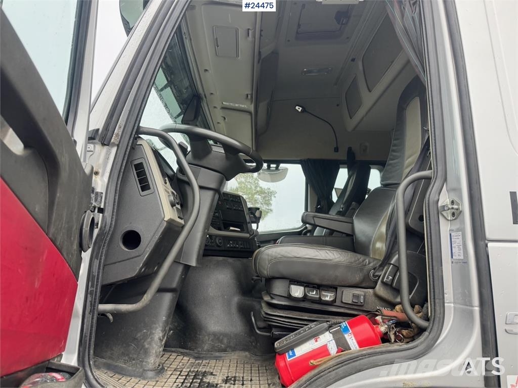 Volvo FM540 8x4 Tridem Crane Truck with 65 tm Palfinger 크레인 트럭