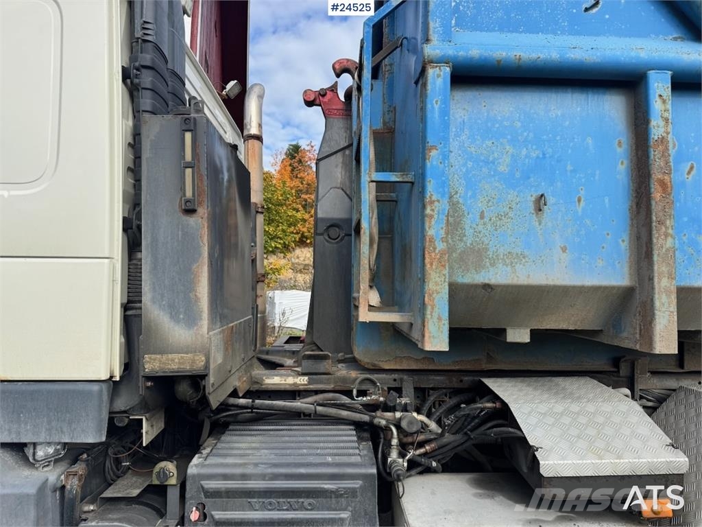 Volvo FMX500 Tridem Hooklift Truck – Without Container – Camiones elevadores de gancho
