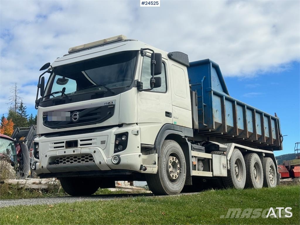 Volvo FMX500 Tridem Hooklift Truck – Without Container – Camiones elevadores de gancho