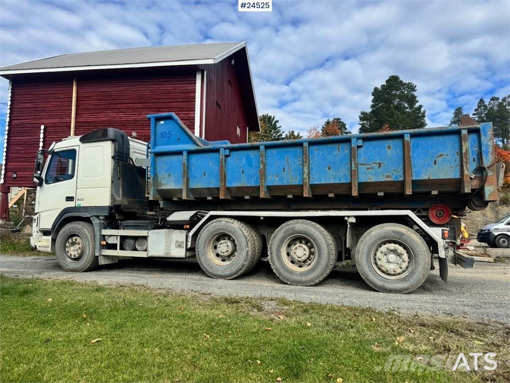 Volvo FMX500 Tridem Hooklift Truck – Without Container – Camiones elevadores de gancho