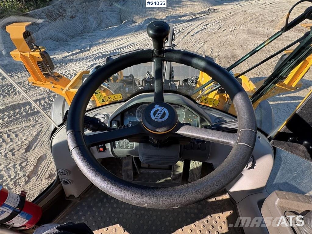 Volvo L110H Wheel Loader Iekrāvēji uz riteņiem