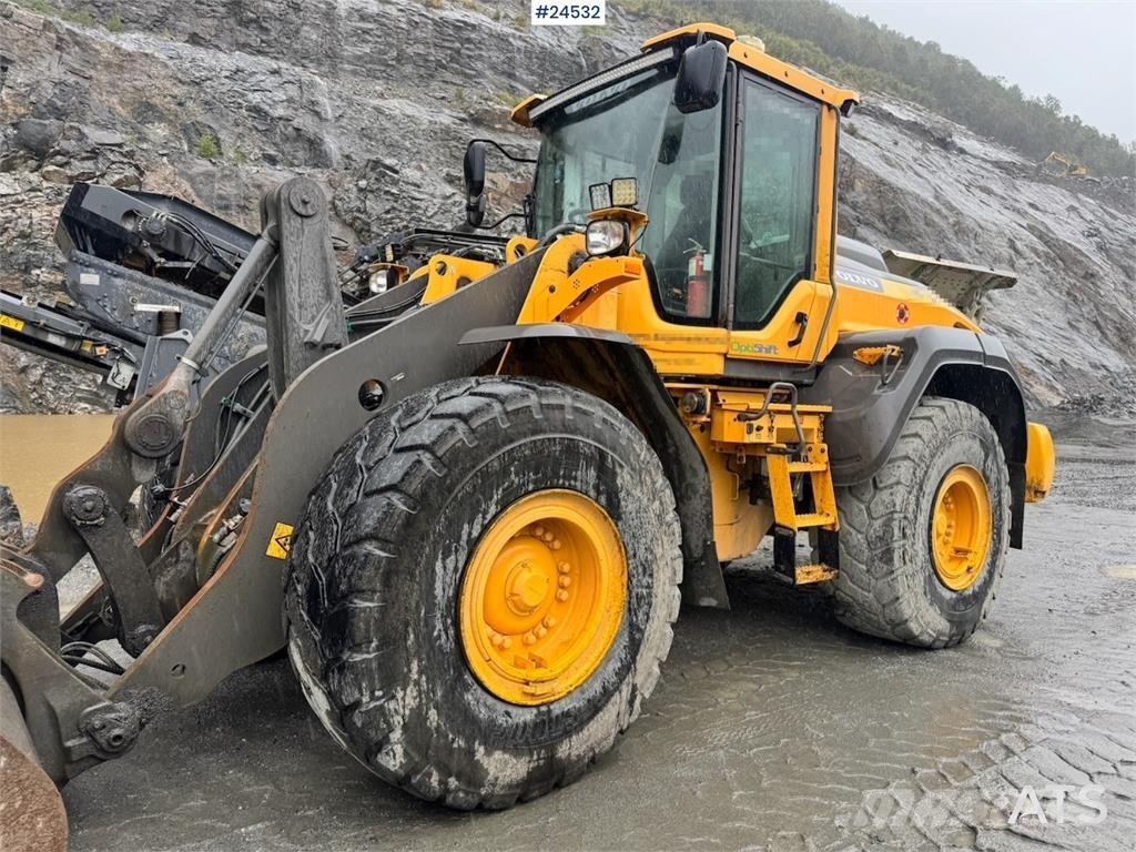 Volvo L110H Wheel Loader with Bucket – 3,100 Hours WATCH لوادر بعجل