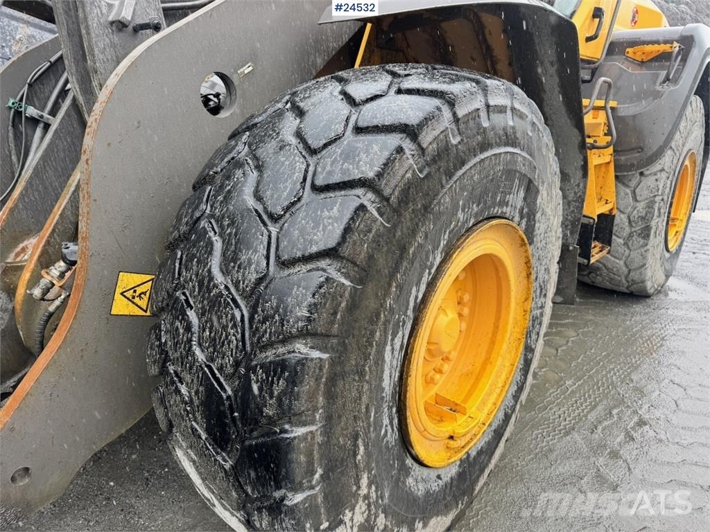 Volvo L110H Wheel Loader with Bucket – 3,100 Hours WATCH لوادر بعجل