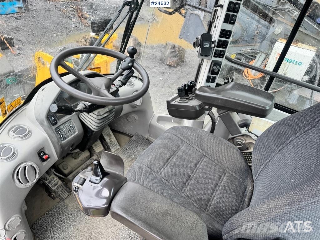 Volvo L110H Wheel Loader with Bucket – 3,100 Hours WATCH لوادر بعجل