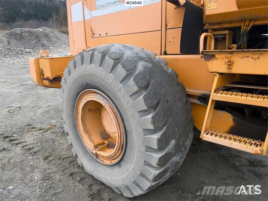 Volvo L120B Wheel loader with bucket Wheel loaders