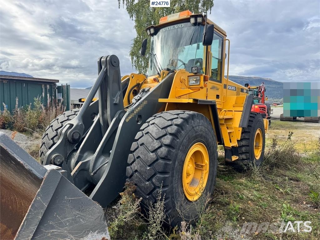 Volvo L120D Wheel Loader with Bucket Iekrāvēji uz riteņiem