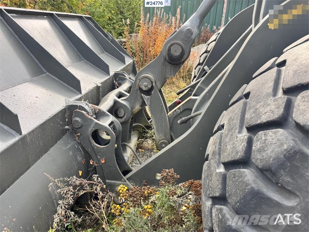 Volvo L120D Wheel Loader with Bucket Iekrāvēji uz riteņiem