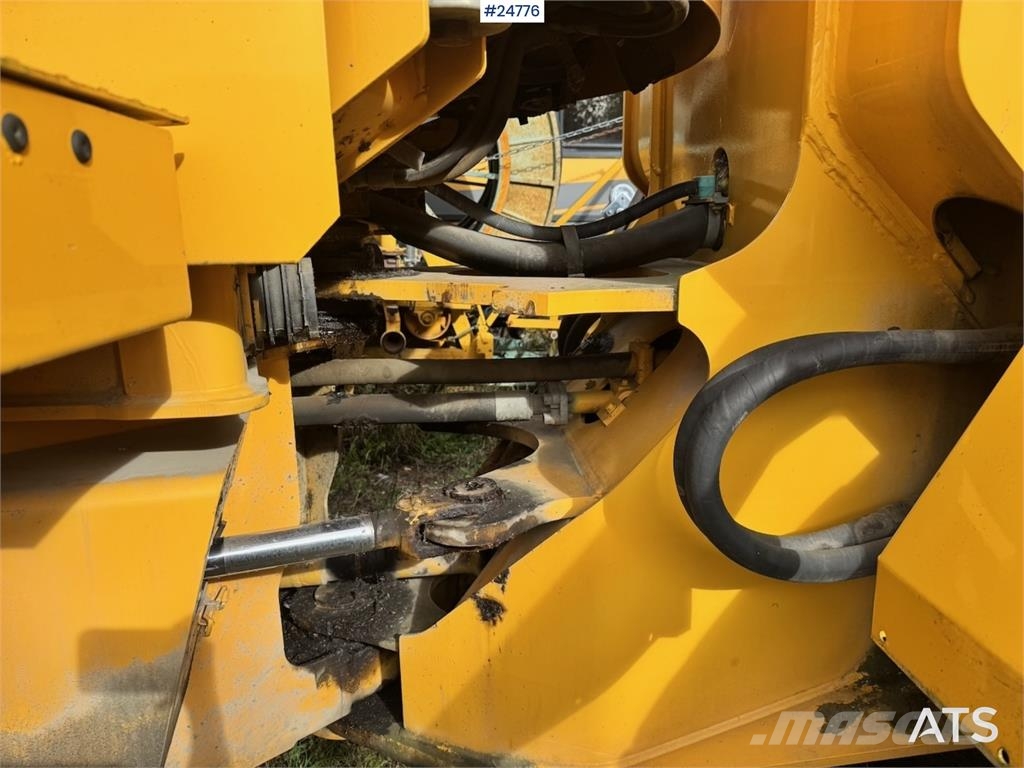 Volvo L120D Wheel Loader with Bucket Iekrāvēji uz riteņiem