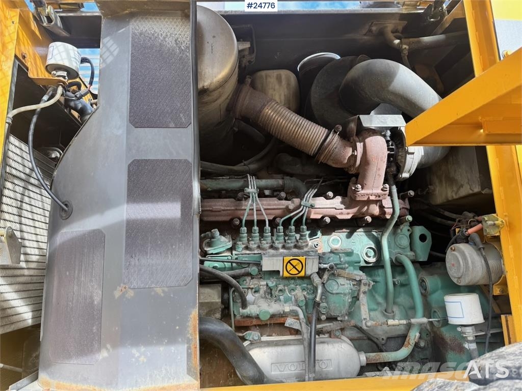 Volvo L120D Wheel Loader with Bucket Iekrāvēji uz riteņiem