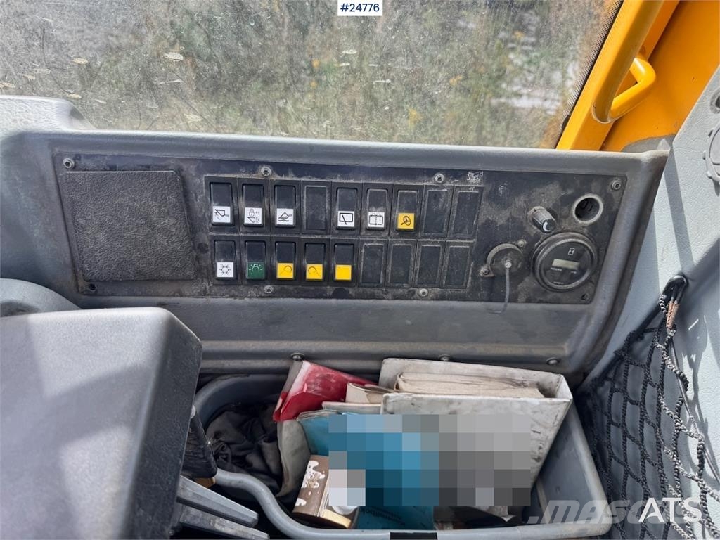 Volvo L120D Wheel Loader with Bucket Iekrāvēji uz riteņiem
