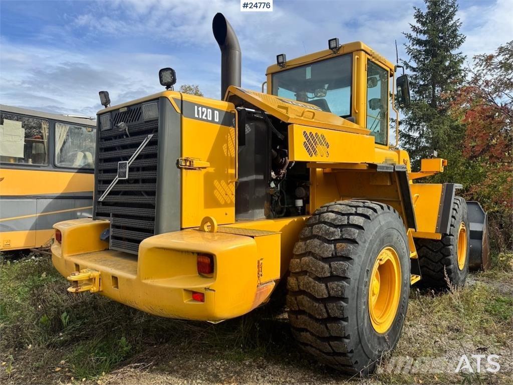 Volvo L120D Wheel Loader with Bucket Iekrāvēji uz riteņiem