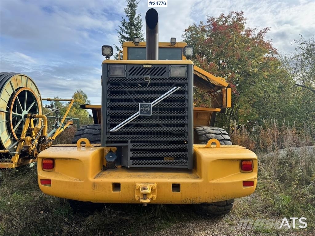 Volvo L120D Wheel Loader with Bucket Iekrāvēji uz riteņiem