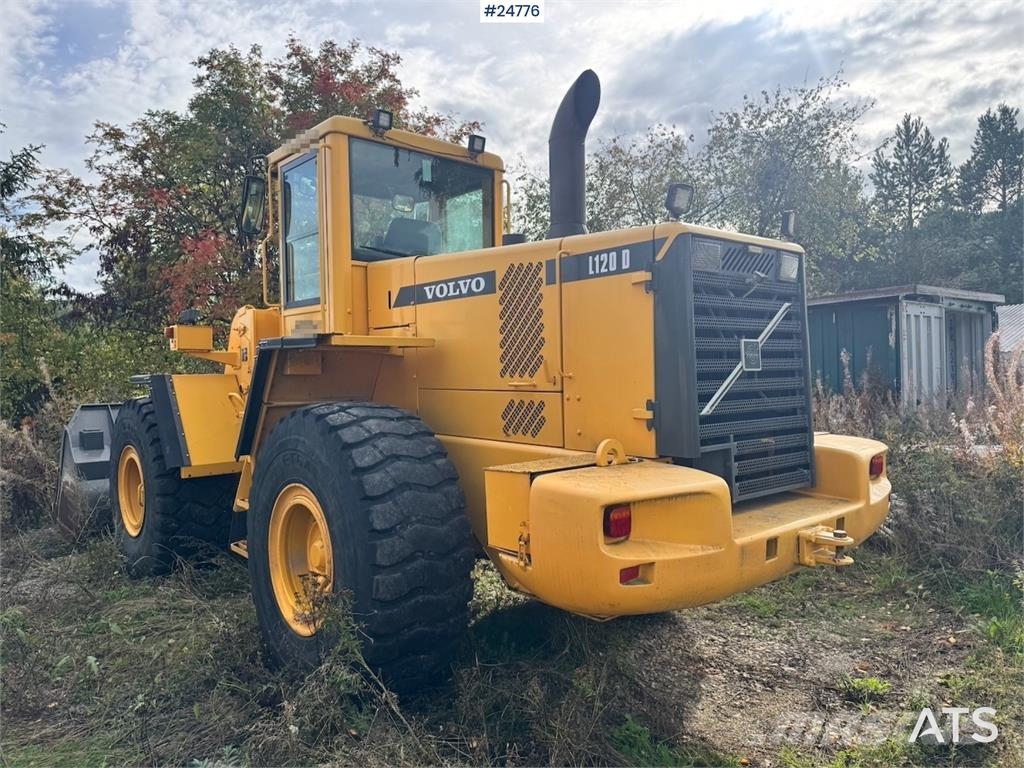 Volvo L120D Wheel Loader with Bucket Iekrāvēji uz riteņiem