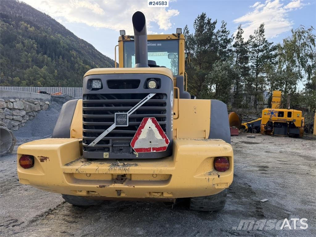 Volvo L120E Wheel Loader w/Bucket Hjullastere