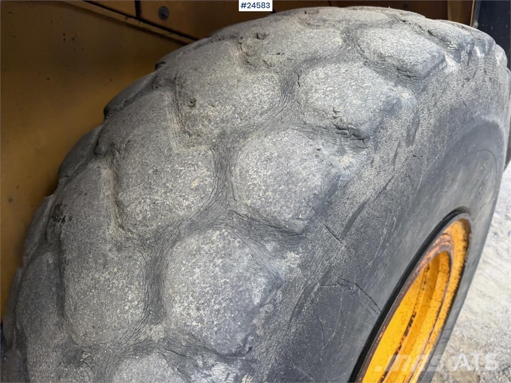 Volvo L120E Wheel Loader w/Bucket Hjullastere