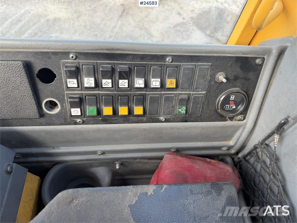 Volvo L120E Wheel Loader w/Bucket Hjullastere