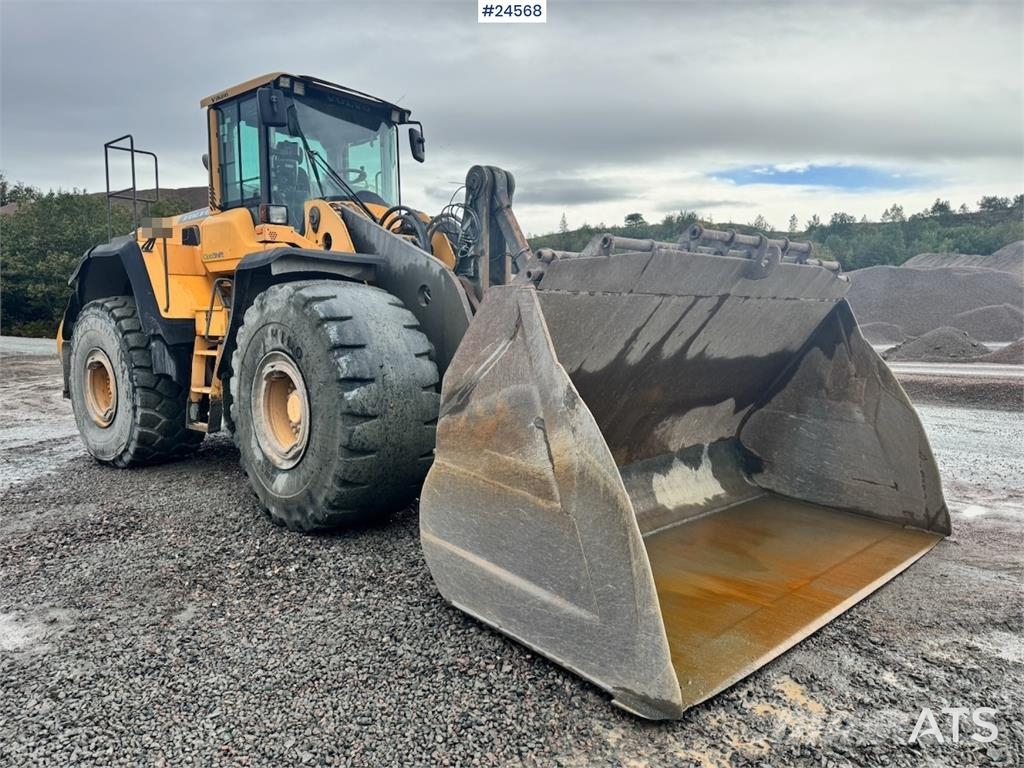 Volvo L220G Wheel Loader with Bucket WATCH VIDEO Hjullastere