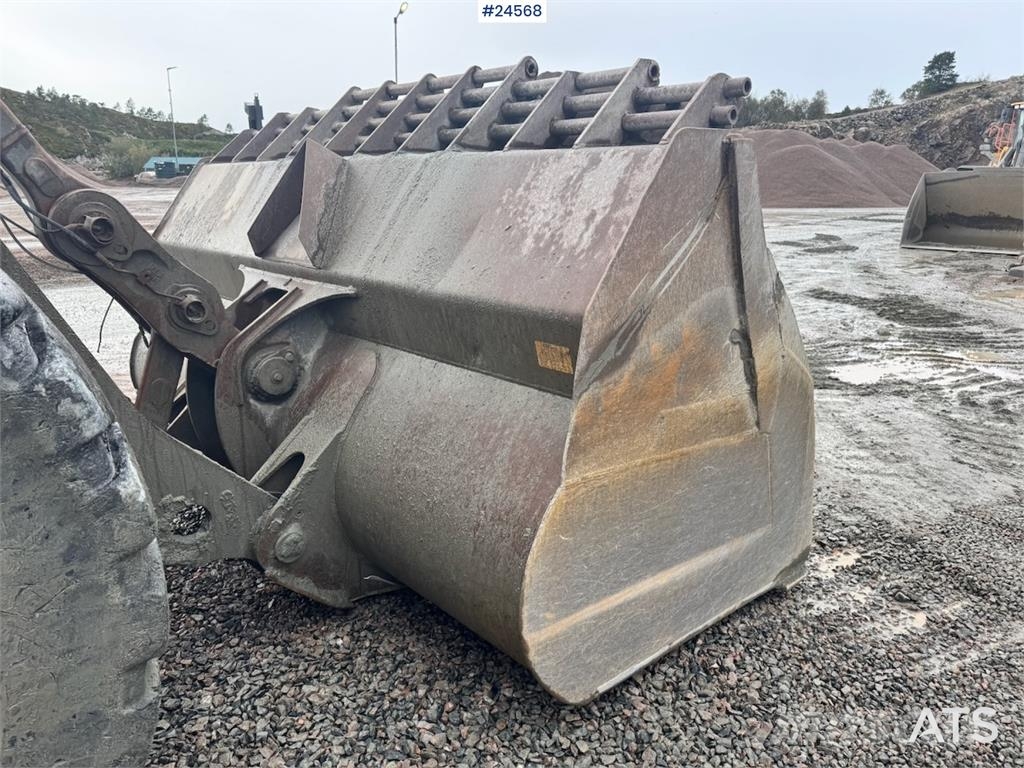 Volvo L220G Wheel Loader with Bucket WATCH VIDEO Hjullastere