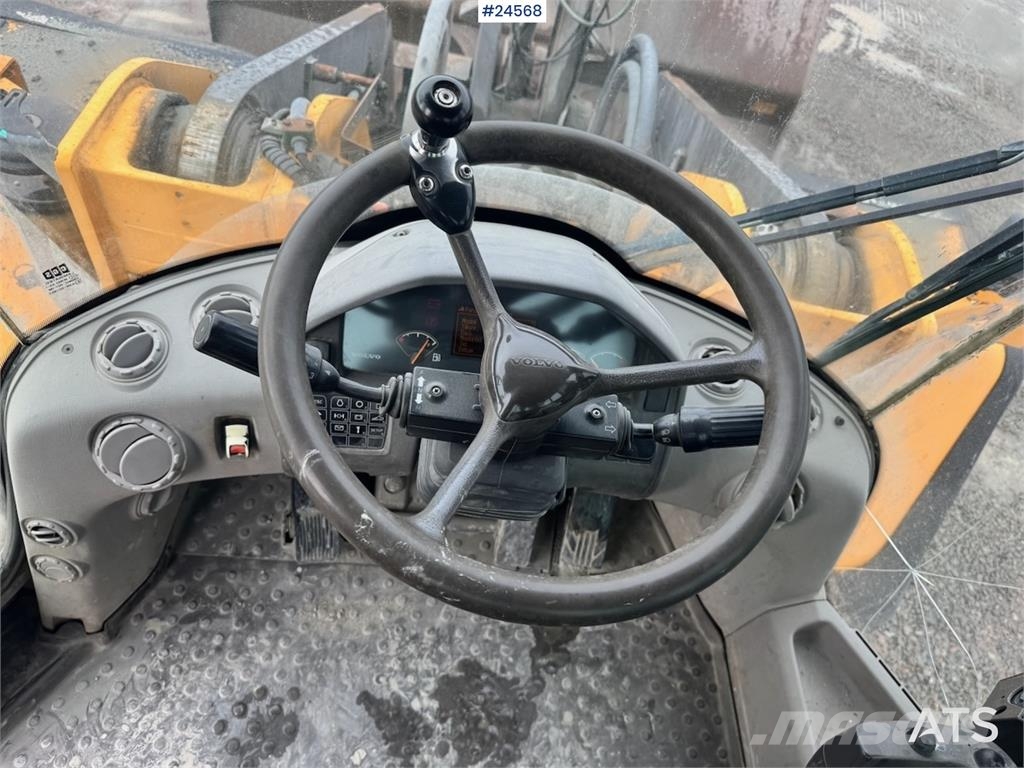 Volvo L220G Wheel Loader with Bucket WATCH VIDEO Hjullastere