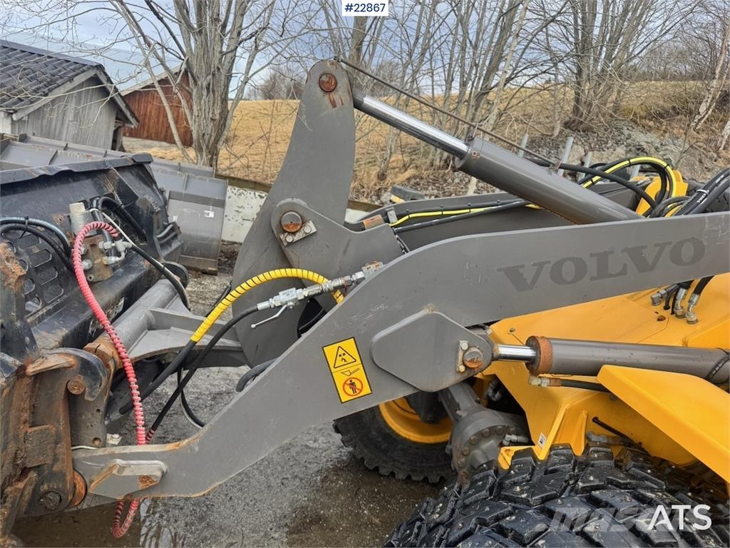 Volvo L30G Wheel Loader w/Bucket – 1410 hours! WATCH VID Φορτωτές με λάστιχα (Τροχοφόροι)