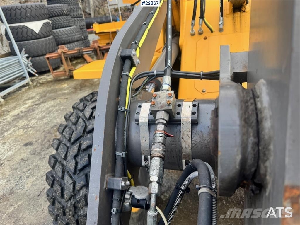 Volvo L30G Wheel Loader w/Bucket – 1410 hours! WATCH VID Φορτωτές με λάστιχα (Τροχοφόροι)