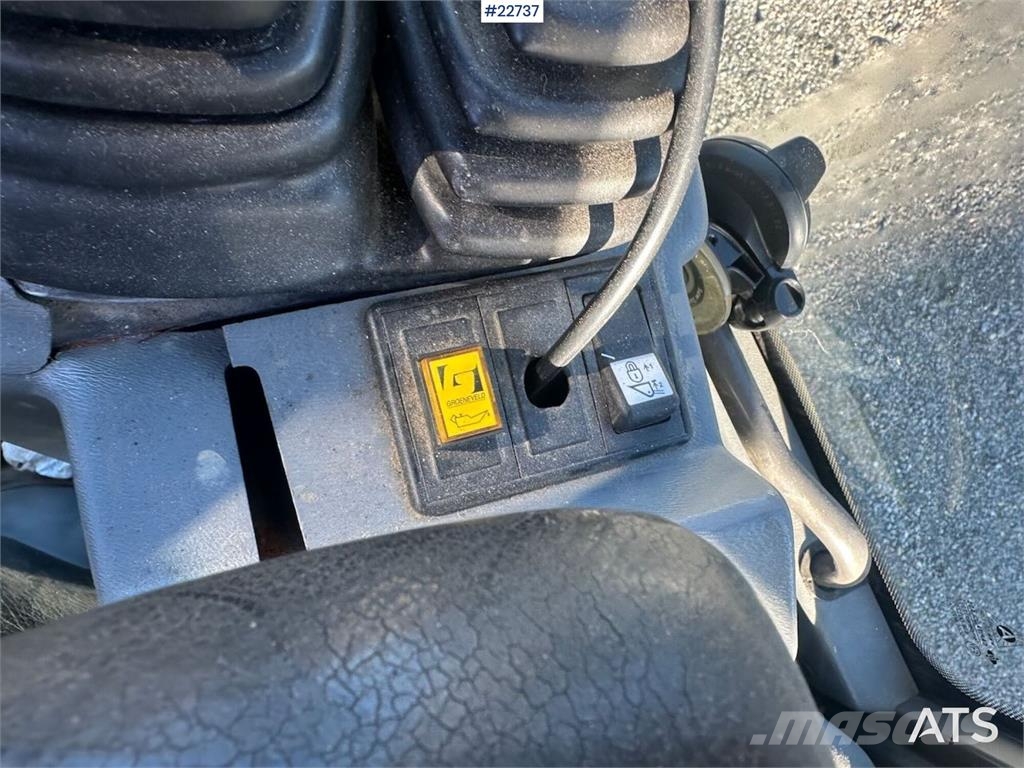 Volvo L35B wheel loader w/ bucket, pallet forks and new 輪胎式裝載機