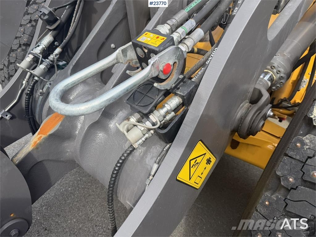 Volvo L60H2 wheel loader Iekrāvēji uz riteņiem