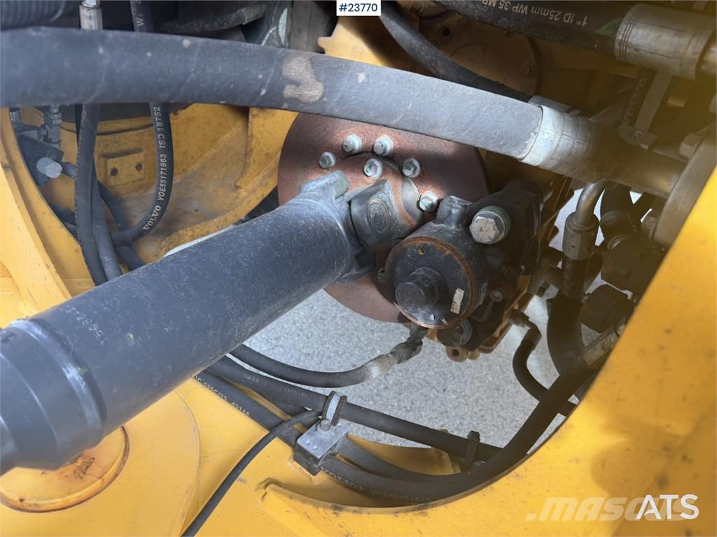 Volvo L60H2 wheel loader Iekrāvēji uz riteņiem