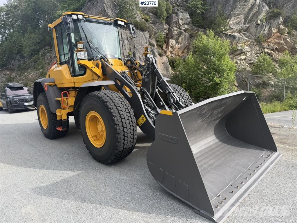Volvo L60H2 wheel loader Iekrāvēji uz riteņiem