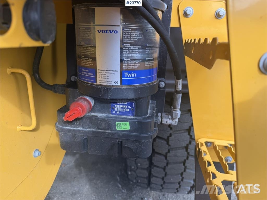 Volvo L60H2 wheel loader Iekrāvēji uz riteņiem