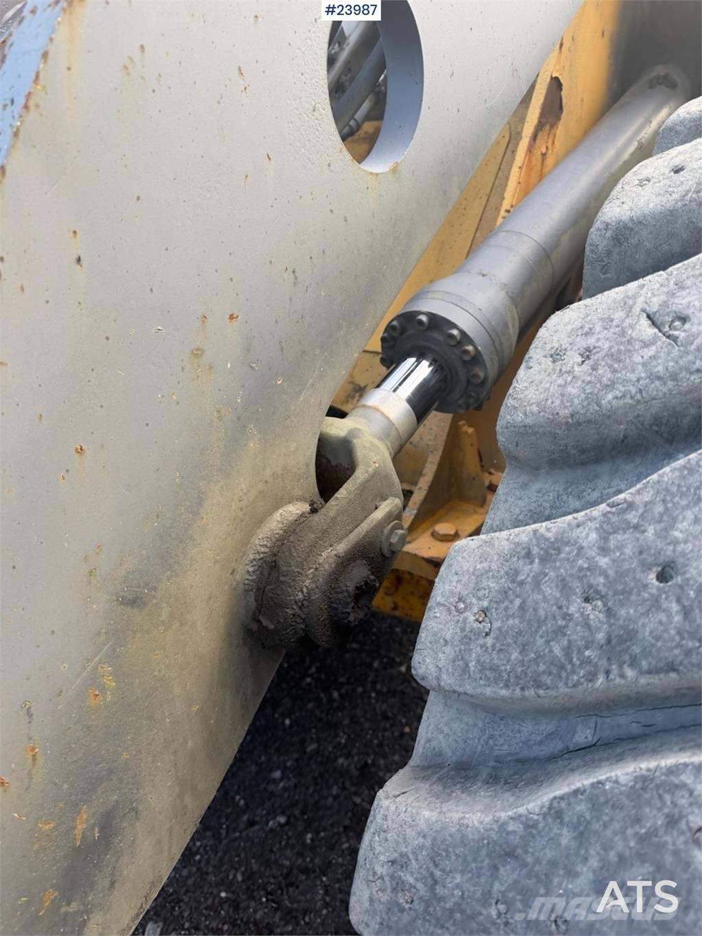 Volvo L70C Wheel Loader with 2 Buckets Iekrāvēji uz riteņiem