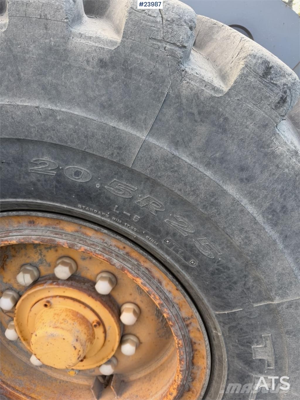 Volvo L70C Wheel Loader with 2 Buckets Iekrāvēji uz riteņiem