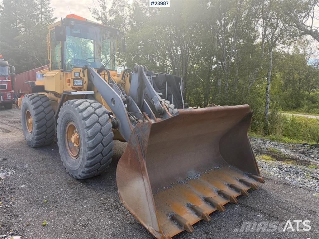 Volvo L70C Wheel Loader with 2 Buckets Iekrāvēji uz riteņiem