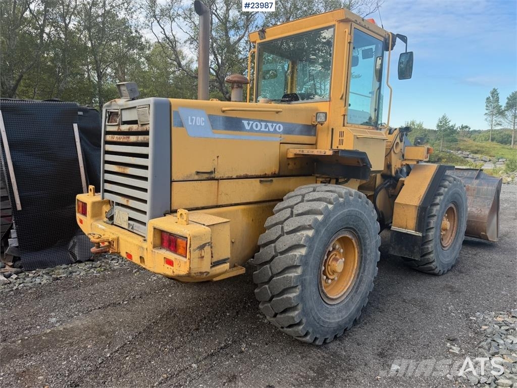 Volvo L70C Wheel Loader with 2 Buckets Iekrāvēji uz riteņiem
