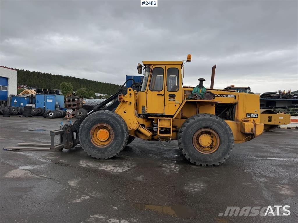 Volvo L90 wheel loader. WATCH VIDEO Hjullastere