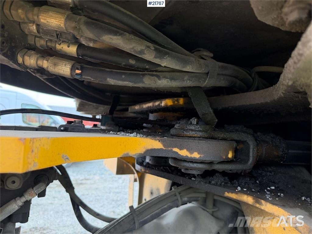 Volvo L90F wheel loader w/ Volvo gravel bucket. WATCH VI Φορτωτές με λάστιχα (Τροχοφόροι)