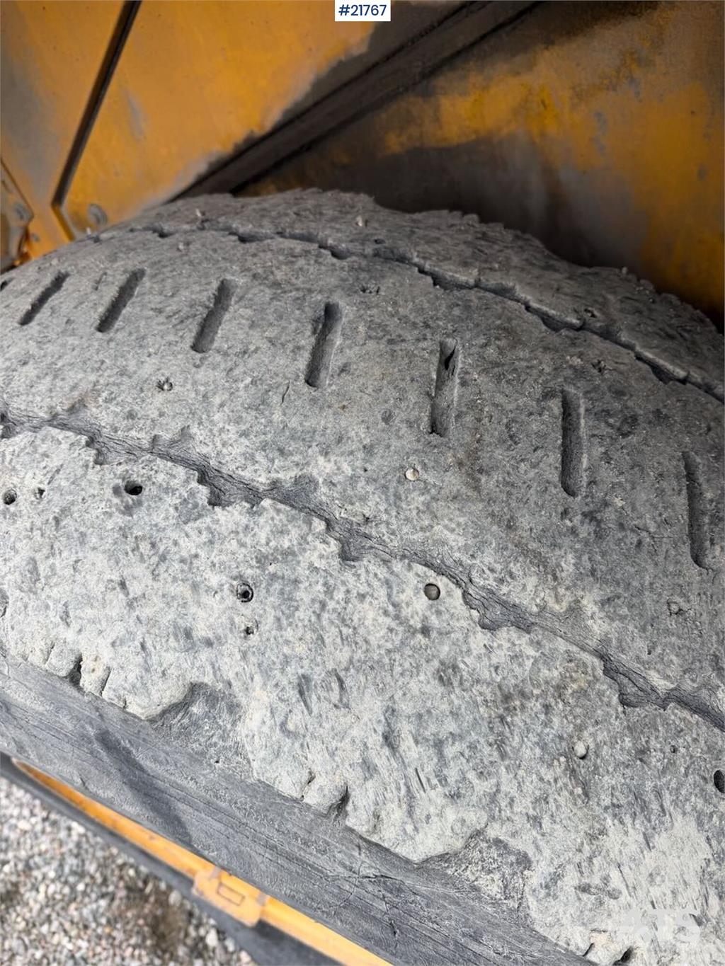 Volvo L90F wheel loader w/ Volvo gravel bucket. WATCH VI Φορτωτές με λάστιχα (Τροχοφόροι)