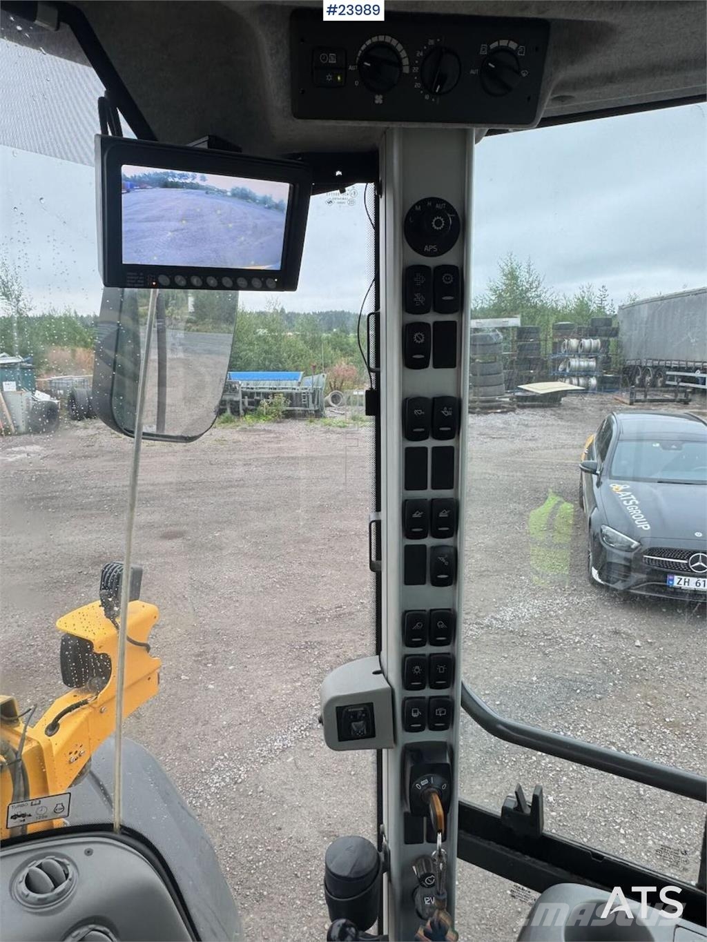 Volvo L90G Wheel Loader – Low Hours – Bucket and Pallet  Iekrāvēji uz riteņiem