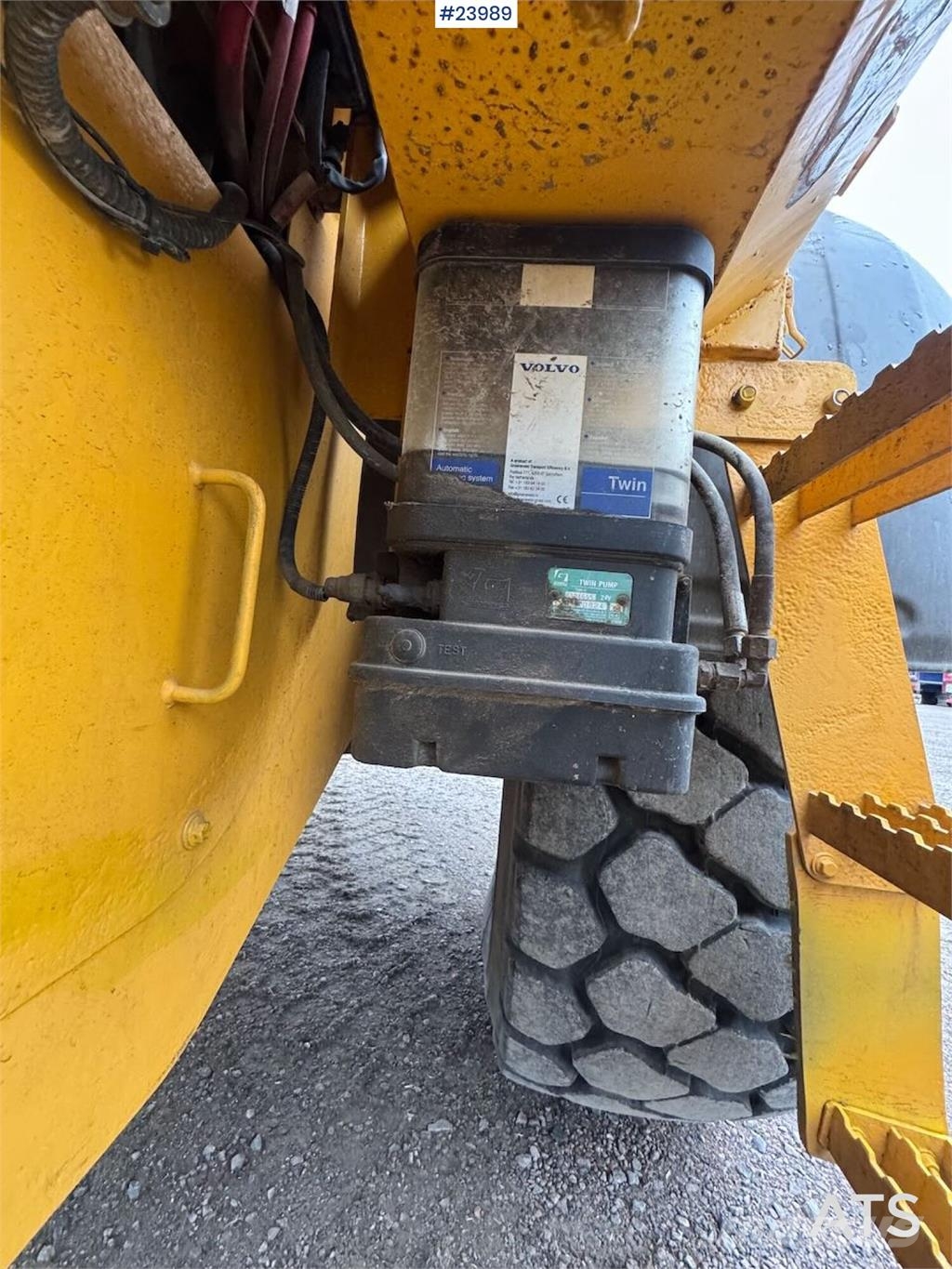 Volvo L90G Wheel Loader – Low Hours – Bucket and Pallet  Iekrāvēji uz riteņiem