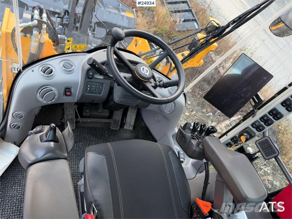 Volvo L90H Wheel loader – 239 hours! لوادر بعجل
