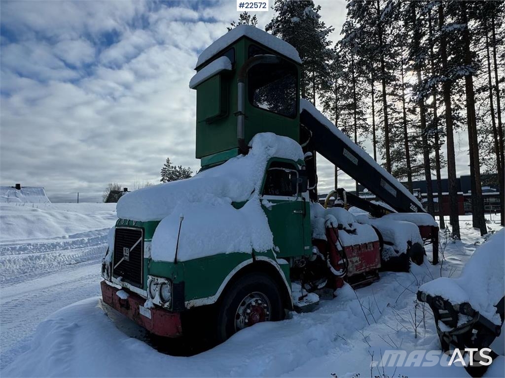 Volvo Skid Steer Loader w/ Jonsred Crane Truck mounted cranes