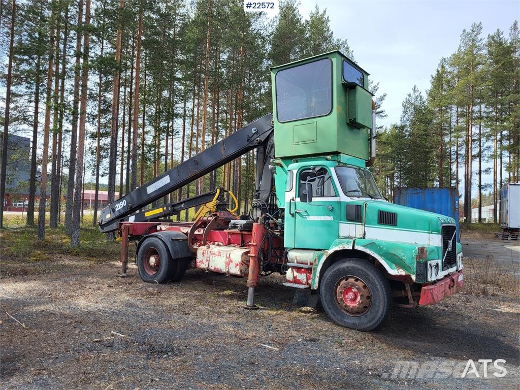 Volvo Skid Steer Loader w/ Jonsred Crane Truck mounted cranes