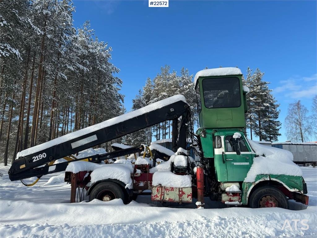Volvo Skid Steer Loader w/ Jonsred Crane Truck mounted cranes
