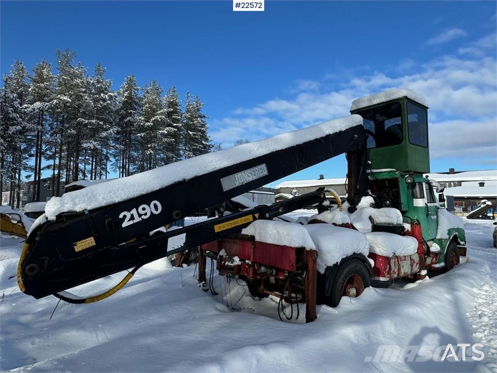 Volvo Skid Steer Loader w/ Jonsred Crane Truck mounted cranes