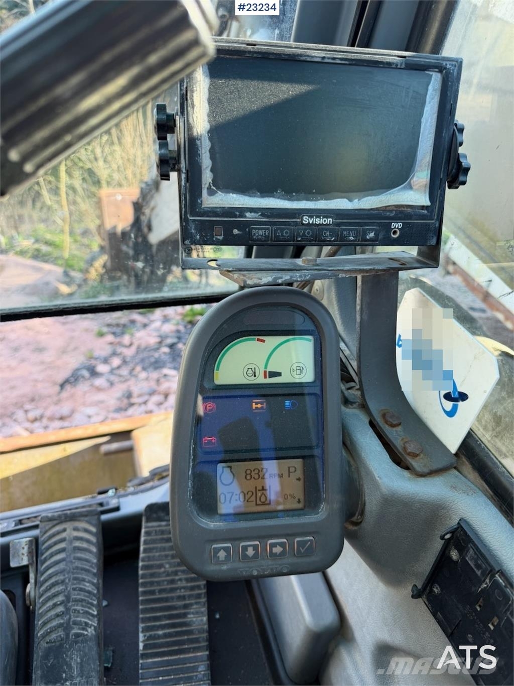Volvo WE140B wheeled excavator with digging bucket Hjulgravere