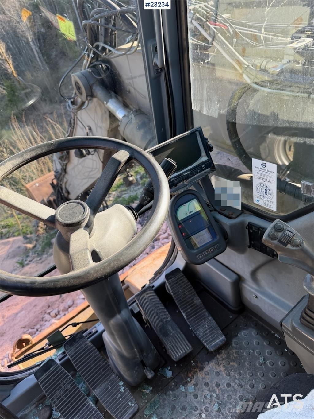 Volvo WE140B wheeled excavator with digging bucket Hjulgravere