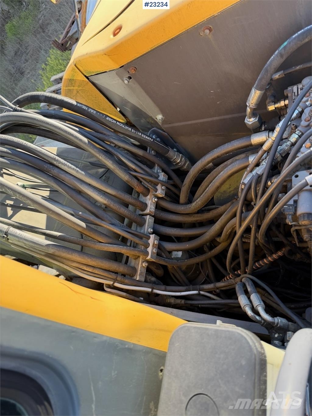 Volvo WE140B wheeled excavator with digging bucket Hjulgravere